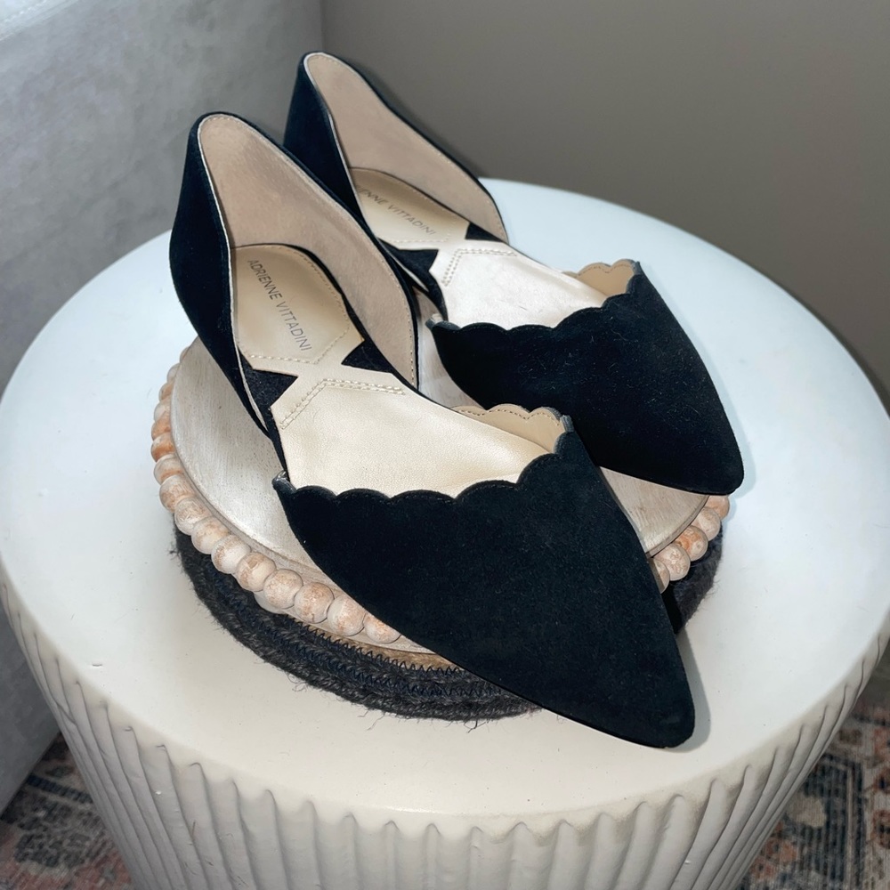 Adrienne Vittadini Scalloped Black Velvety Flats - Women’s Shoe Size 6